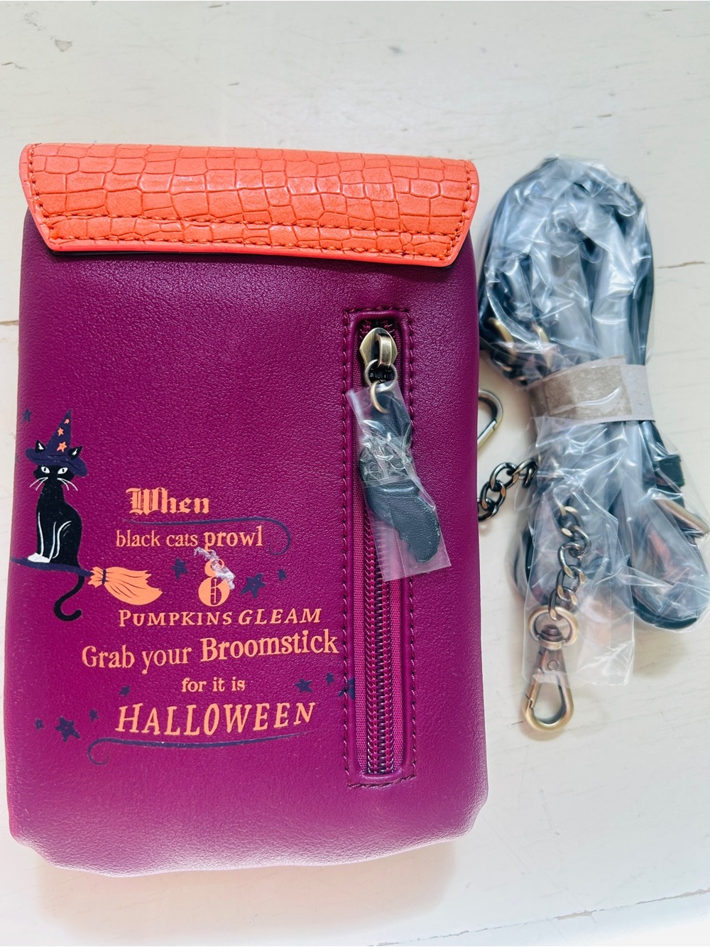 Vendula London Ghoulevard phone pouch - Picture 2 of 4